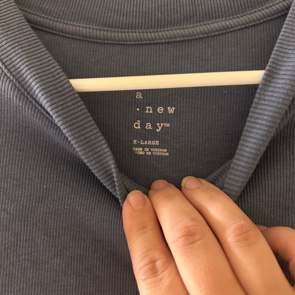 Women’s Ribbed T-Shirt - Picture 2 of 2